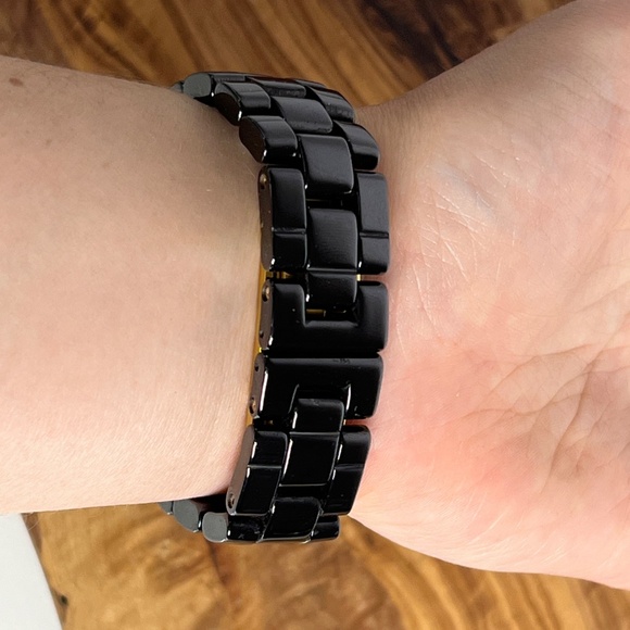 Swiss Legend Karamica Women’s Black Watch Ceramic, Tested, Works! Small Wrist - Picture 11 of 13